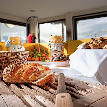 Sabbie D'oro Джардини-Наксос