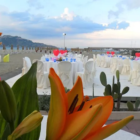 Sabbie D'oro جيارديني ناكسوس