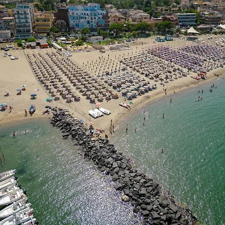 Sabbie D'oro Giardini-Naxos