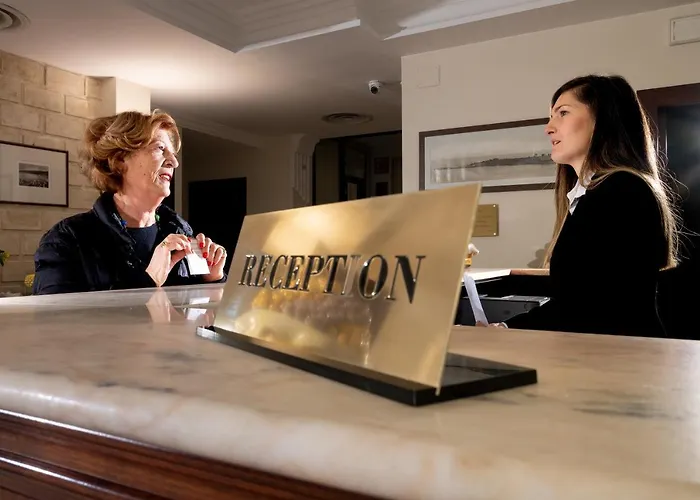 Sabbie D'oro Готель