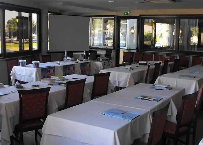 Sabbie D'oro Готель